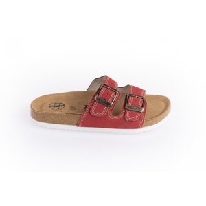BF BY-213-15-99 Dámské pantofle v červené barvě 40